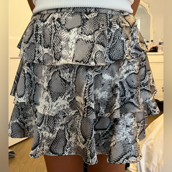 Almost Pink Snake Print Mini Skirt - Picture 3 of 4